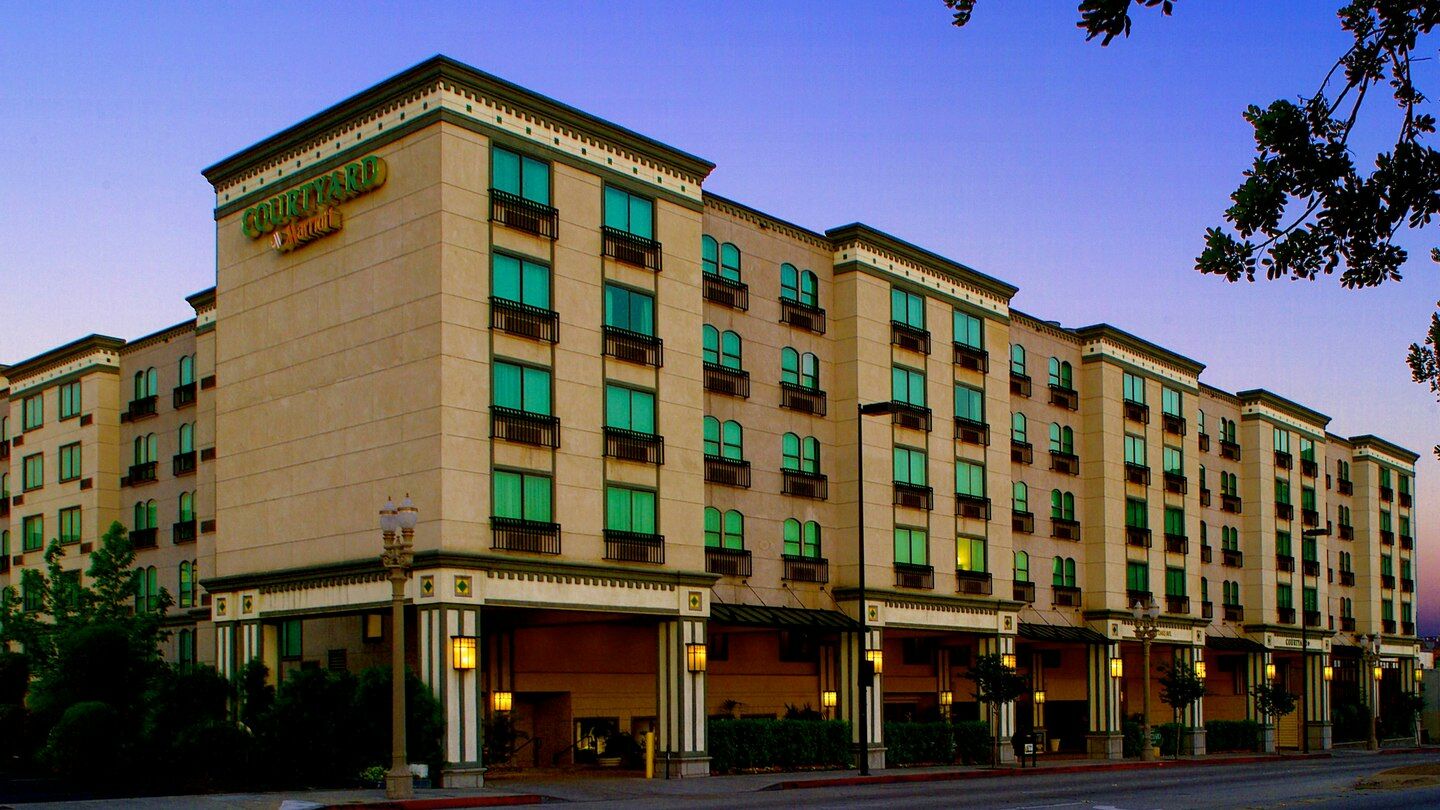 Courtyard By Marriott Los Angeles Pasadena Old Town Eksteriør bilde